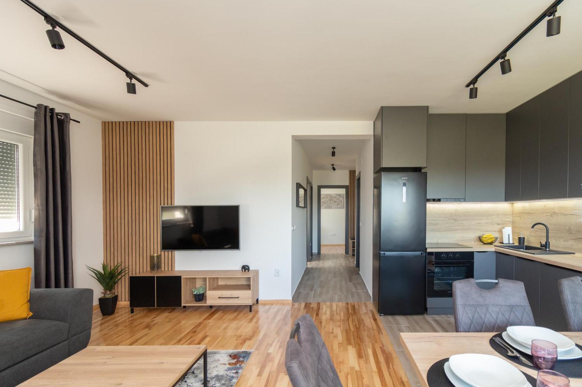 פריבלאקה Modern And Spacious Apartment Helena Near The Beach מראה חיצוני תמונה
