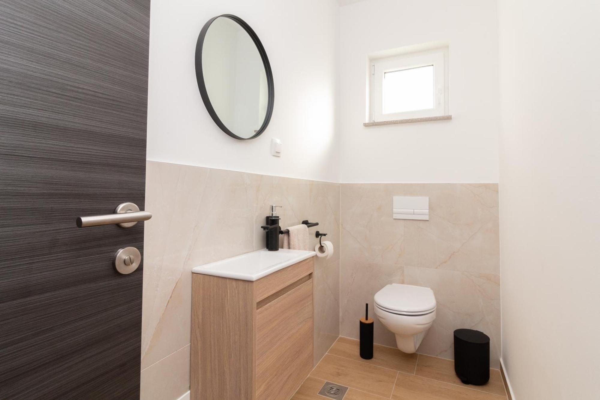פריבלאקה Modern And Spacious Apartment Helena Near The Beach מראה חיצוני תמונה