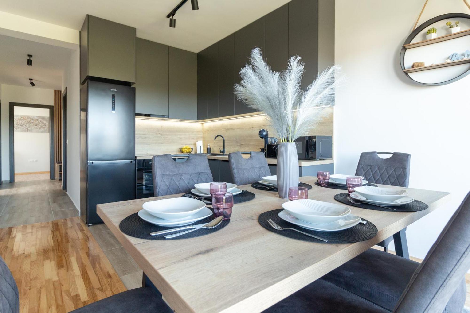 פריבלאקה Modern And Spacious Apartment Helena Near The Beach מראה חיצוני תמונה