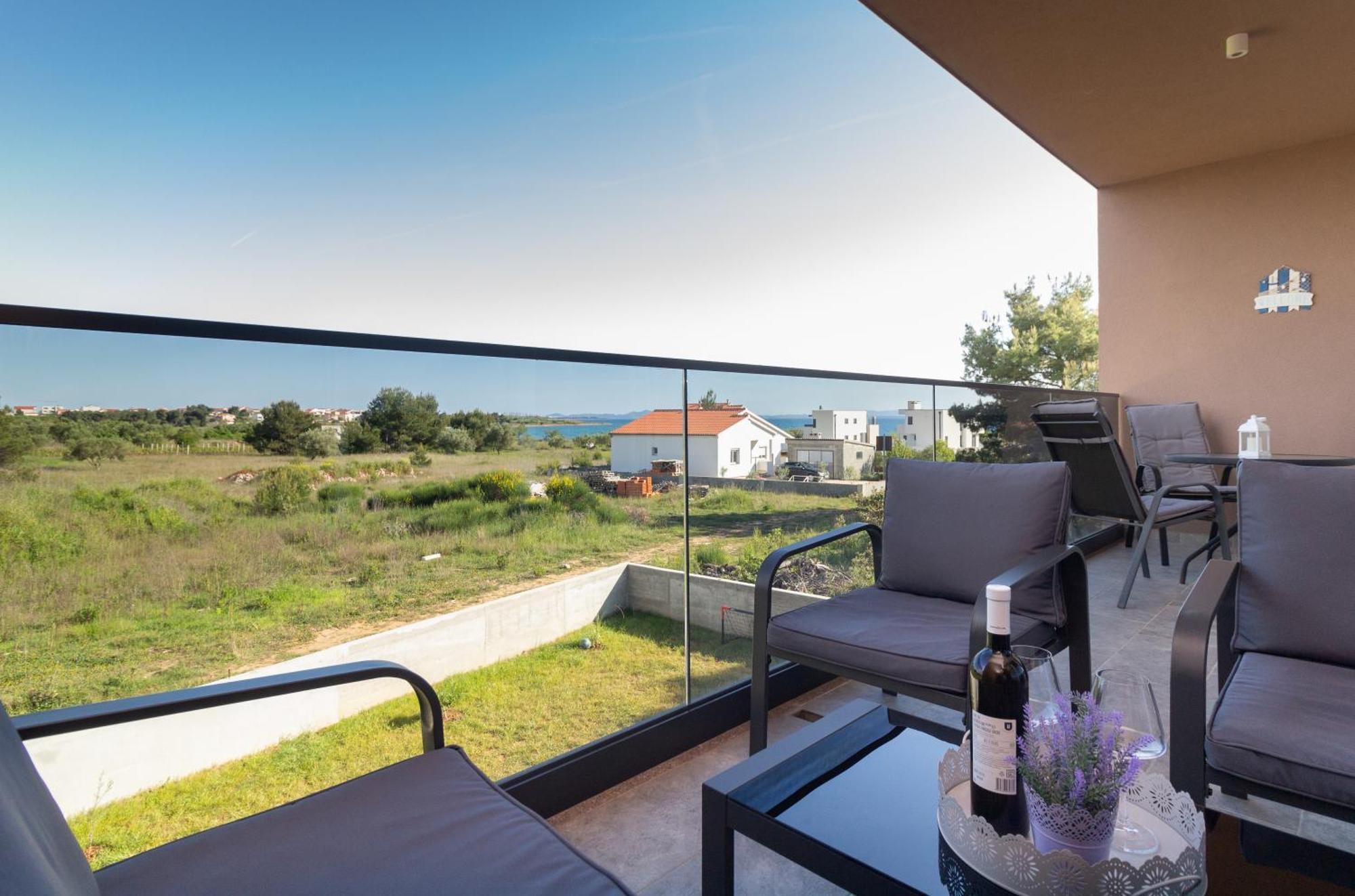 פריבלאקה Modern And Spacious Apartment Helena Near The Beach מראה חיצוני תמונה